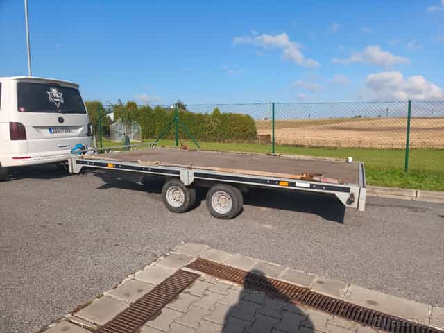 Auto přepravnik Tanatech