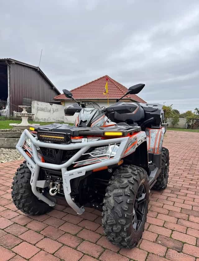 Čtyřkolka CF MOTO X1000