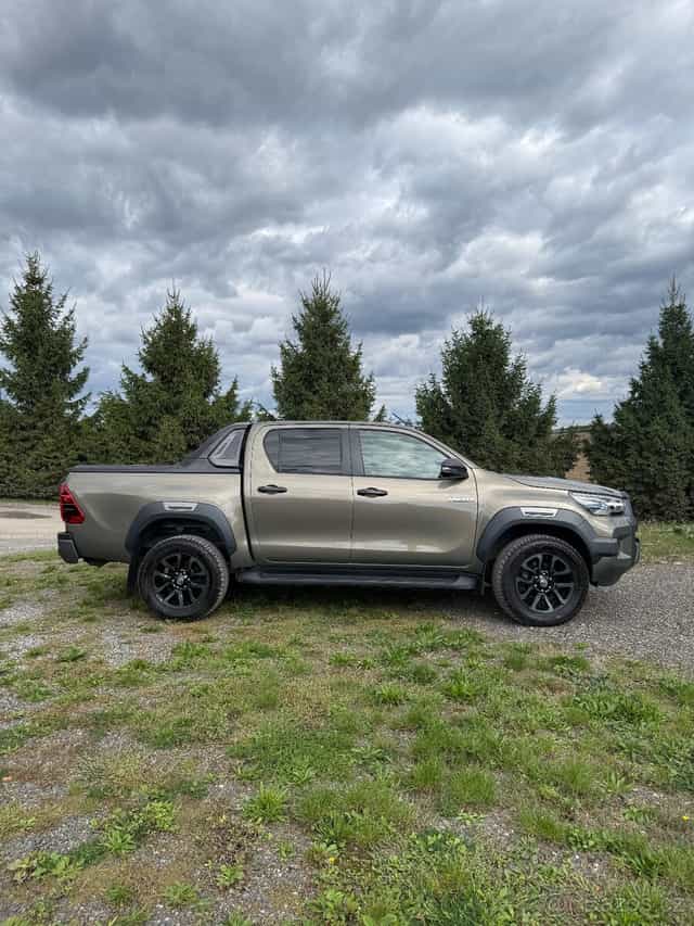 Hilux 2.8d Invincible sport