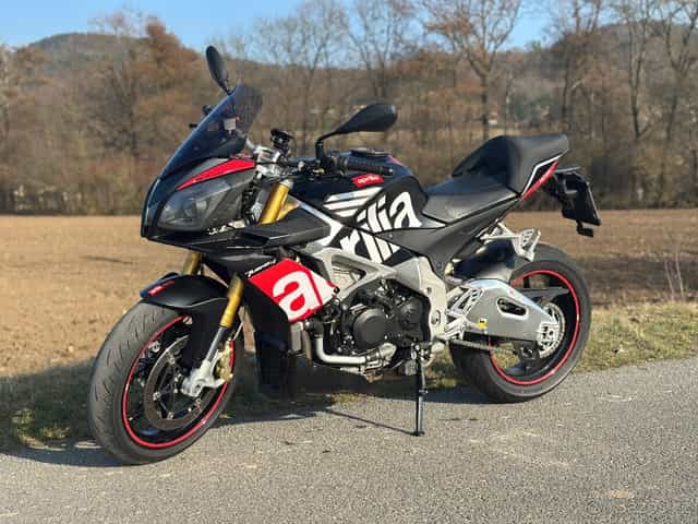 Aprilia Tuono V4R APRC 2012