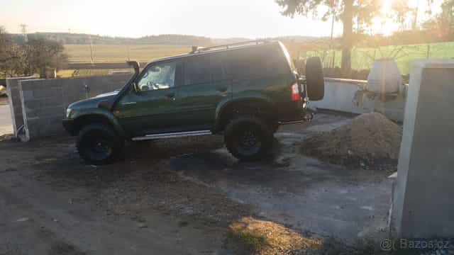 Prodám Nissan patrol y61