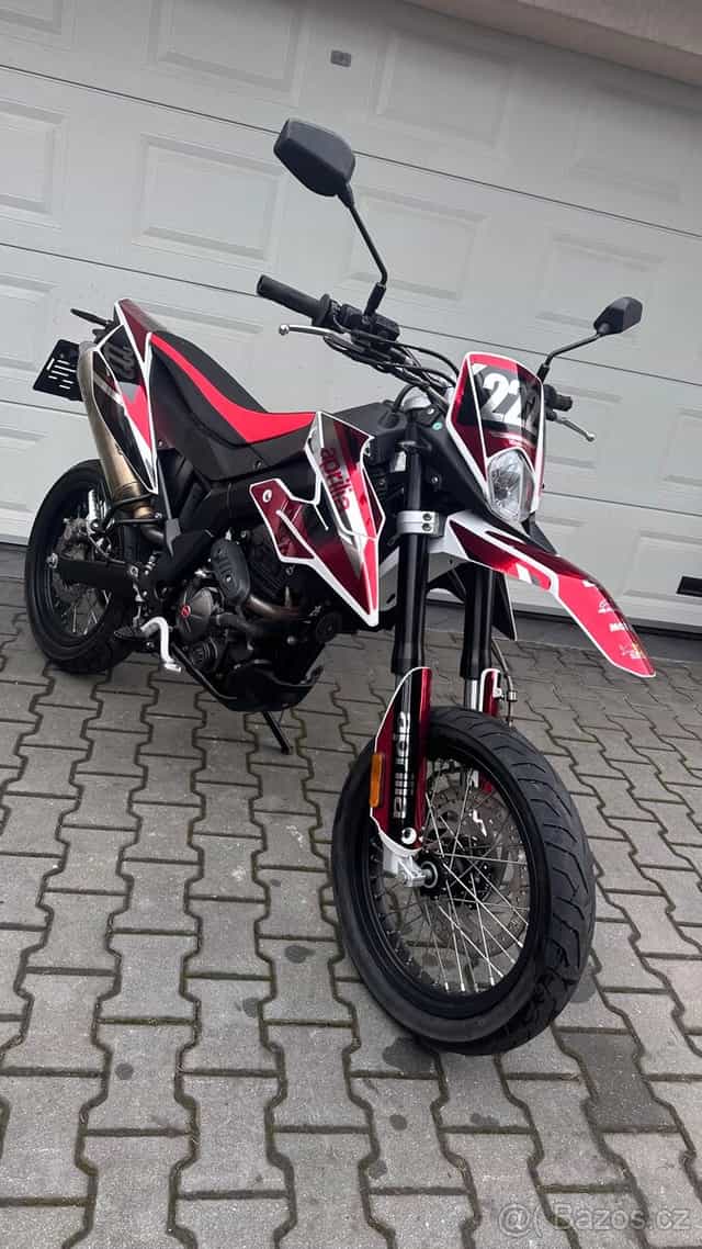 Aprilia sx 125 supermoto