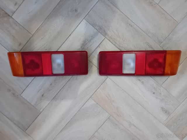Zadní světla Ford Sierra 2