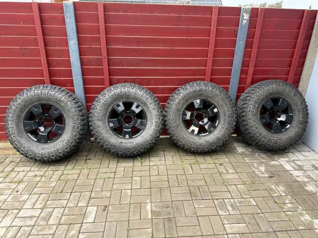 4x disk Nissan Patrol GU4 a 4x pneu 37x12,5 R17