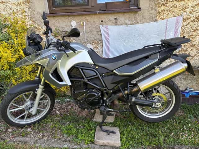 Prodám BMW F 650 GS pouze 20270km