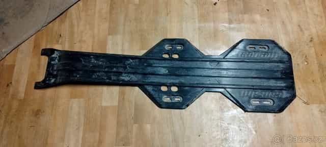 Can-Am Outlander Max G2 spodní kryt použitý