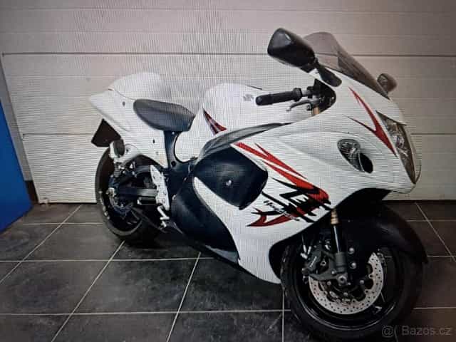 suzuki gsxr 1300 hayabusa