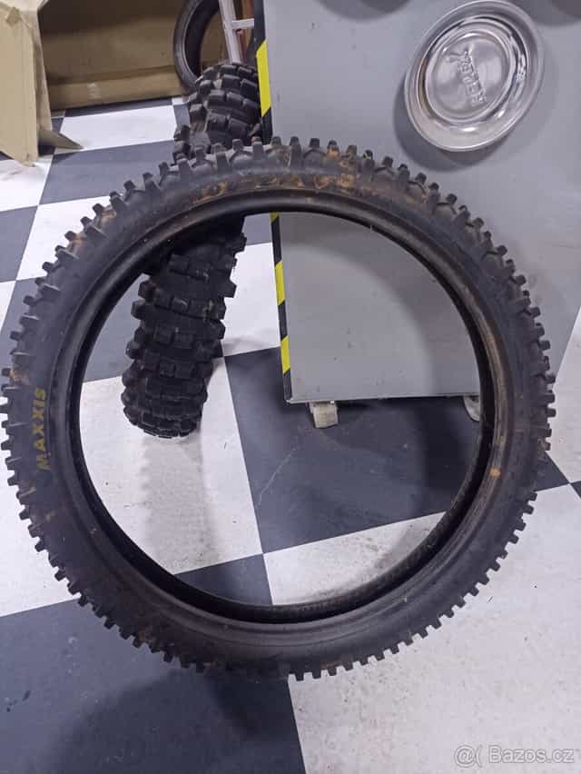 Pneumatiky cross