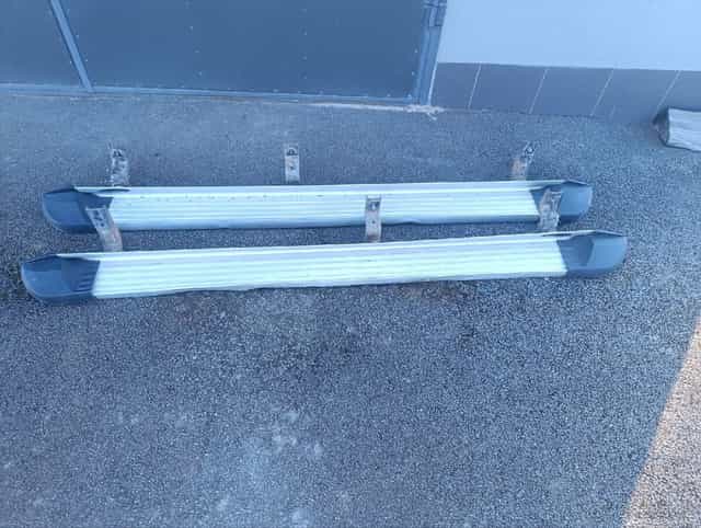 Nášlapy Isuzu Dmax