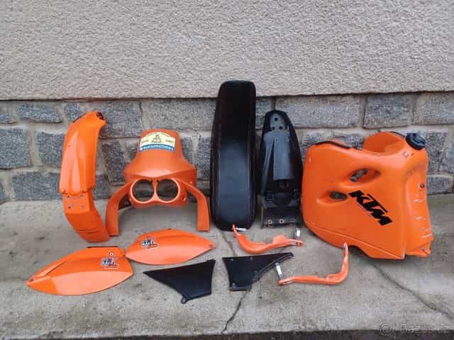 KTM LC4 640 - 620 PLASTY