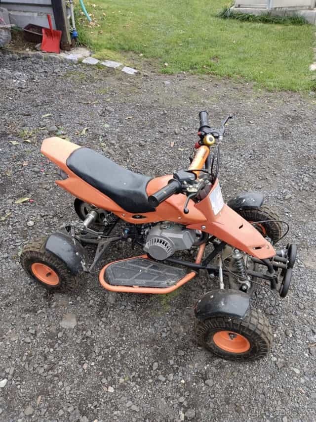 Dětská čtyřkolka