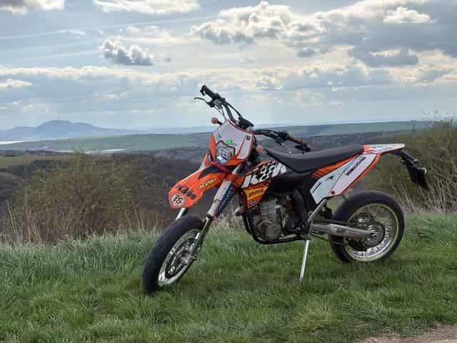 KTM EXC-R 2009 | Po kompletní GO | 2 sady kol |