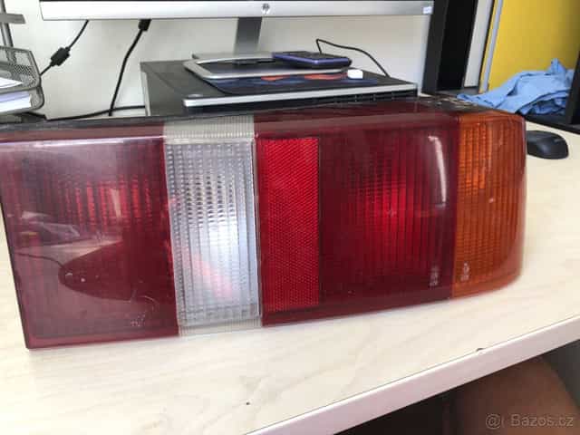 Zadní světlo Ford Sierra