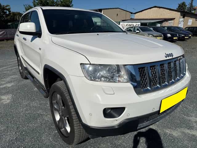 Jeep Grand Cherokee 3.0 CRDi OVERLAND 4x4 177kW 2.MAJITEL