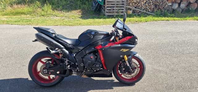 Yamaha r1 rn22 2009 najeto 49000km