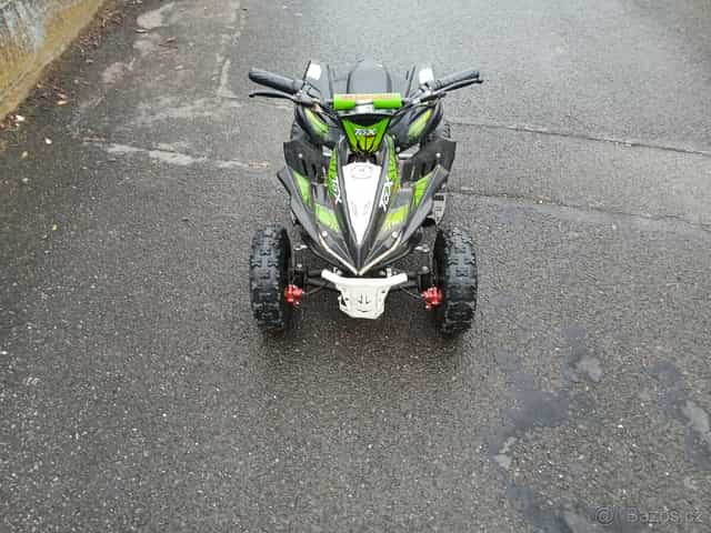 Dětská elektrická čtyřkolka