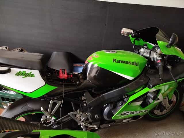 Kawasaki zx7r