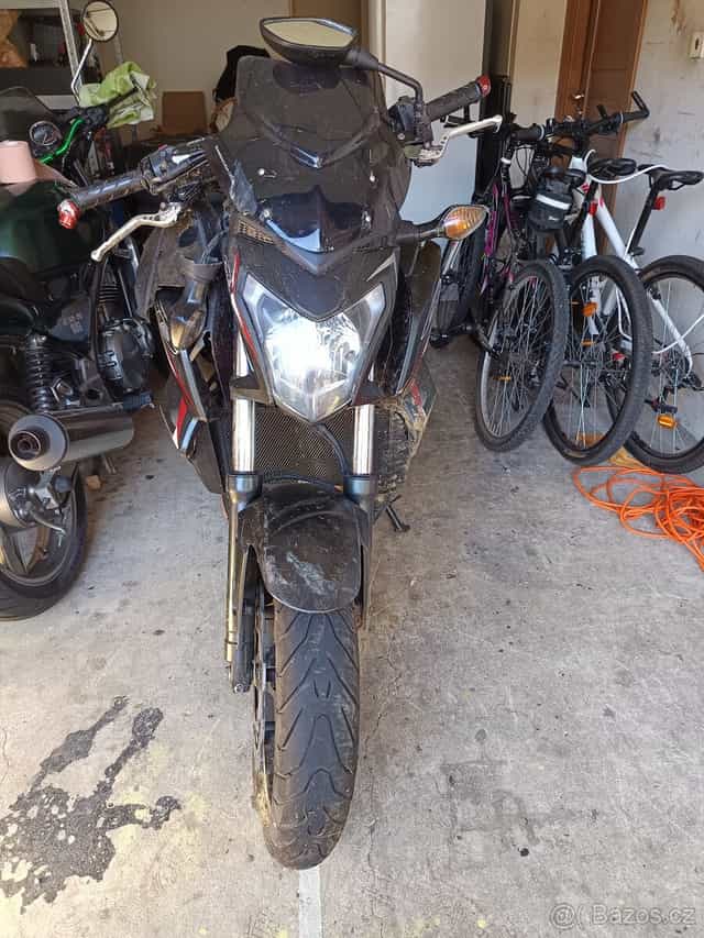 Honda CB 650F na náhradní díly