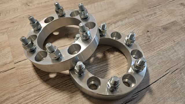 2 kusy rozšiřovací podložky 6x139,7 - 30mm