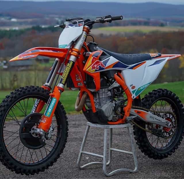 Koupím moto v nepojízdném stavu