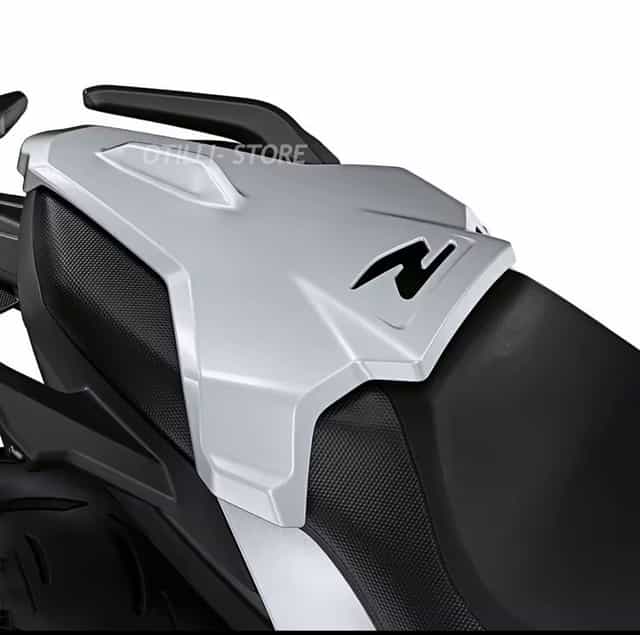 Bmw f900r/xr - Kryt zadního sedadla