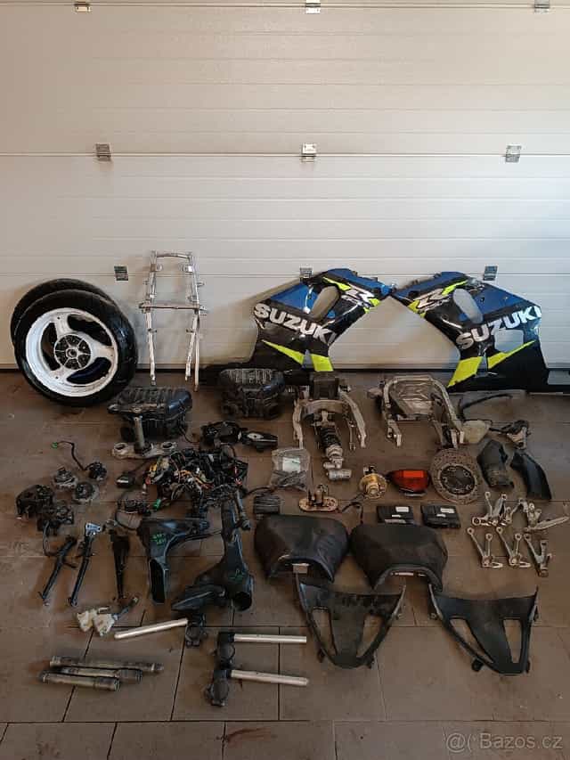 Díly Suzuki GSX-R 600,750 r.v2001-2003