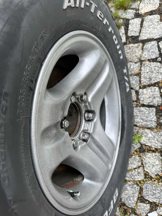 Disky s pneu Hilux Offroad 235/85 R16 6x139,7