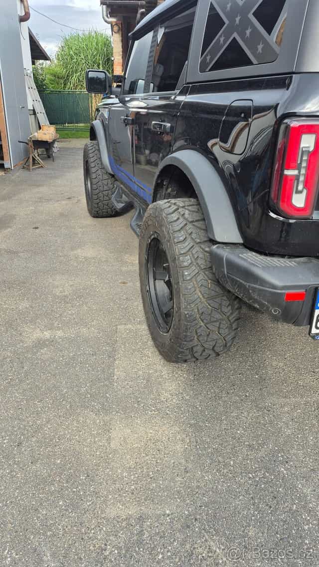 F-150 , Bronco 35/12.5 R20 121Q