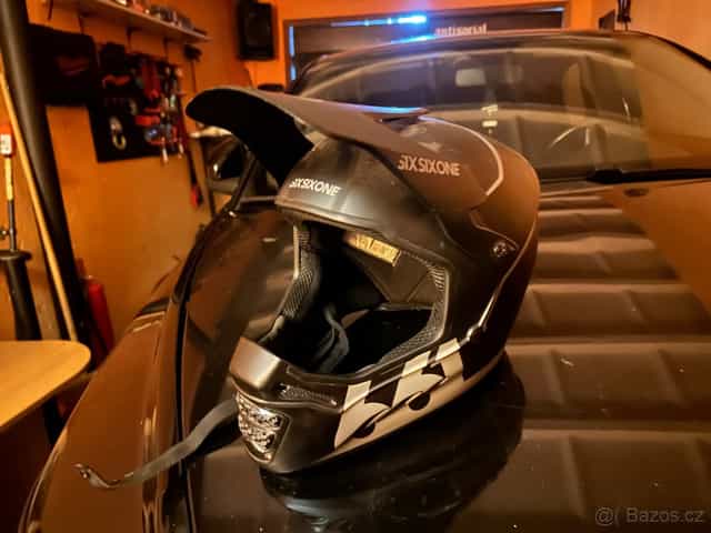 MX- Helma -Štít-Boty-Brýle