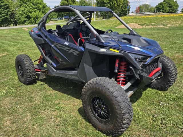 POLARIS RZR PRO R 2.0l DPH