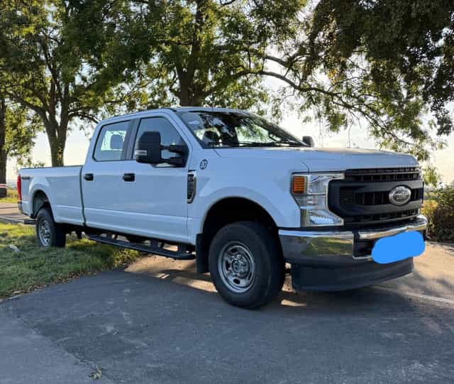 Ford F250 super duty 6,8 V8 6míst