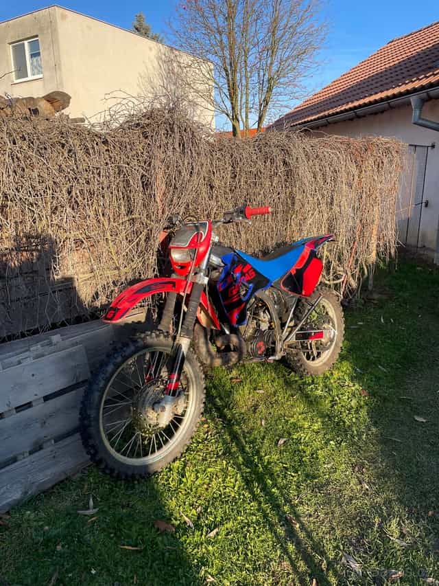 GASGAS EC250 s doklady