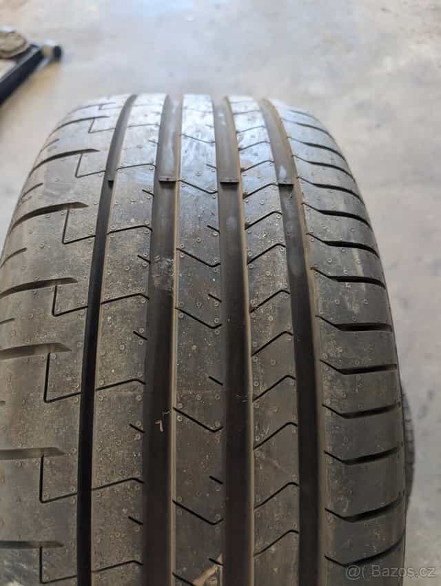 Pirelli 245/40r19 RunFlat