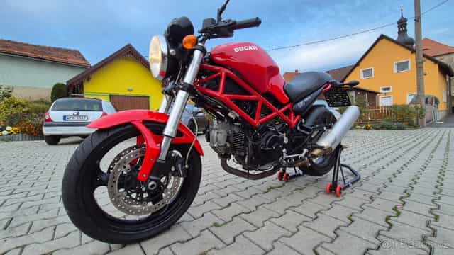 Ducati Monster 695  POUZE 12 600 KM