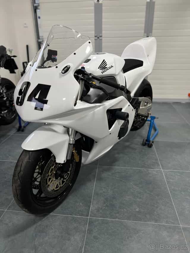 Honda CBR 954RR Fireblade 2003