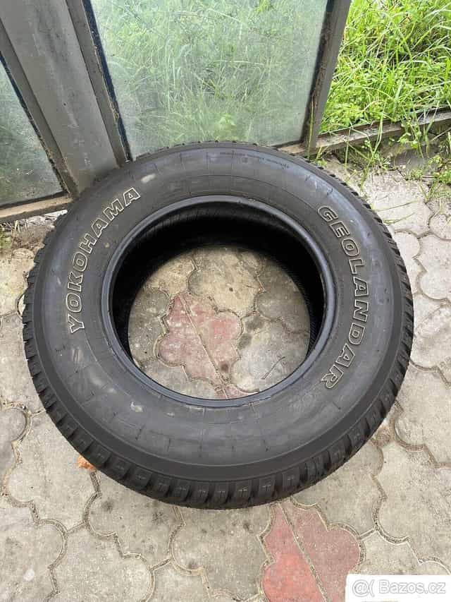 285/65 R17 Yokohama Nova Pneu