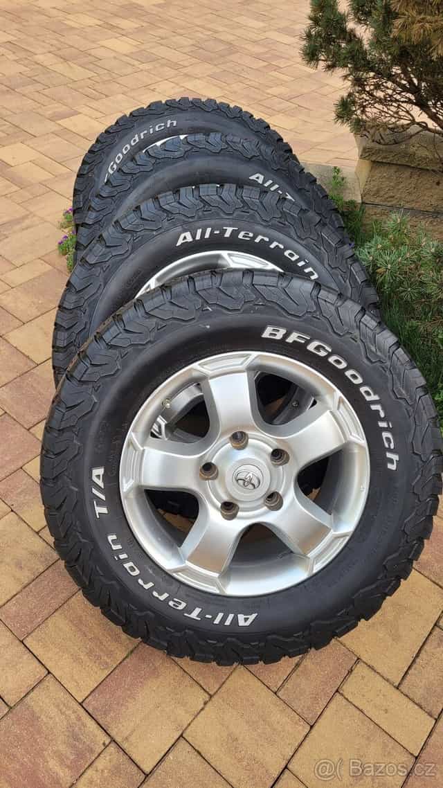 Kola Toyota LAND CRUISER BF Goodrich AT, 5x150 R18