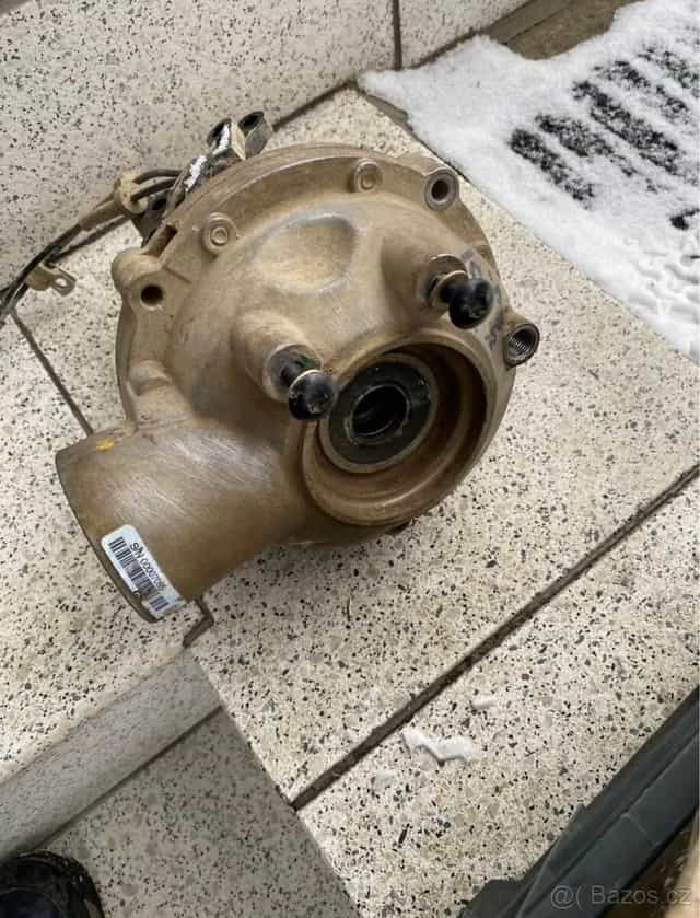 Přední diferenciál can-am