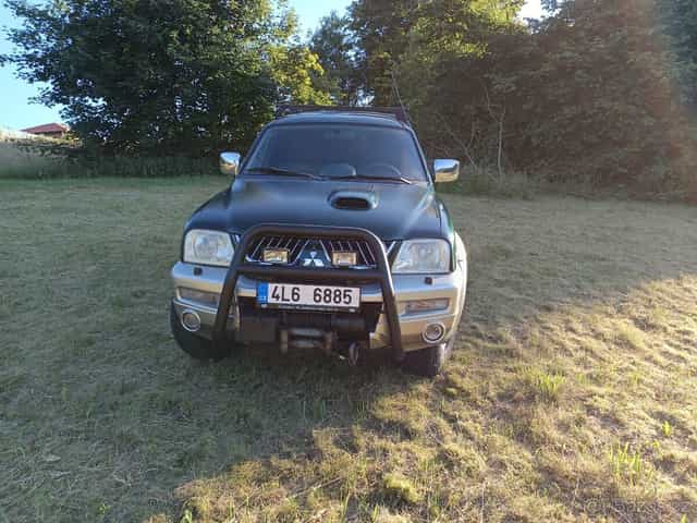 Mitsubishi L200