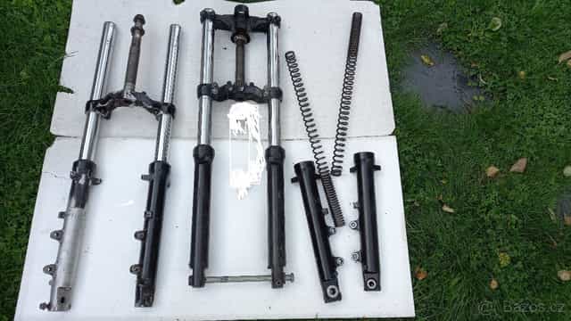 Díly Yamaha Fz 750 1FN