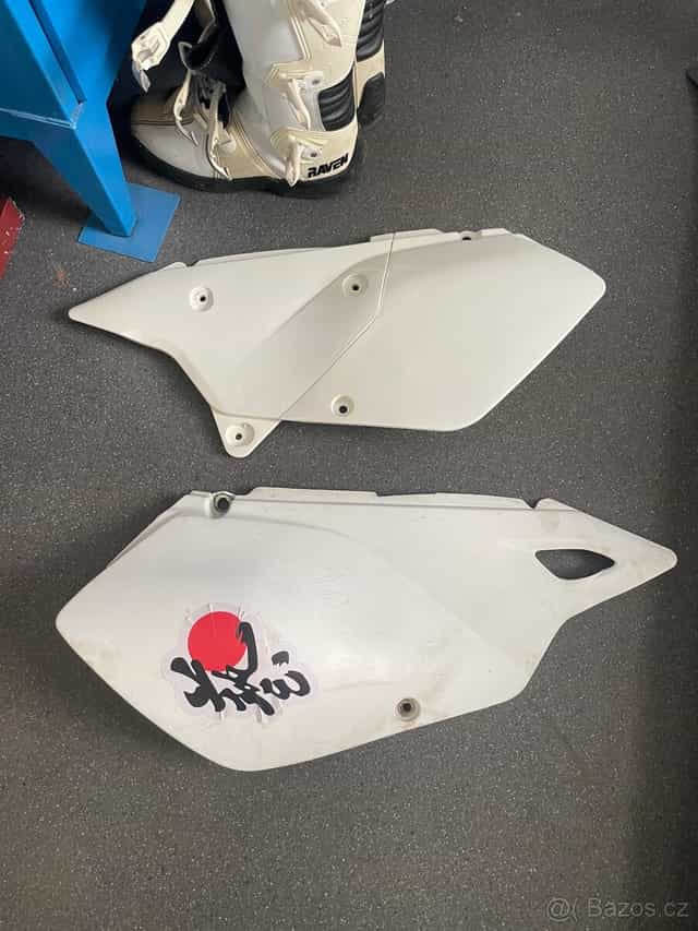 Plasty Suzuki drz 400