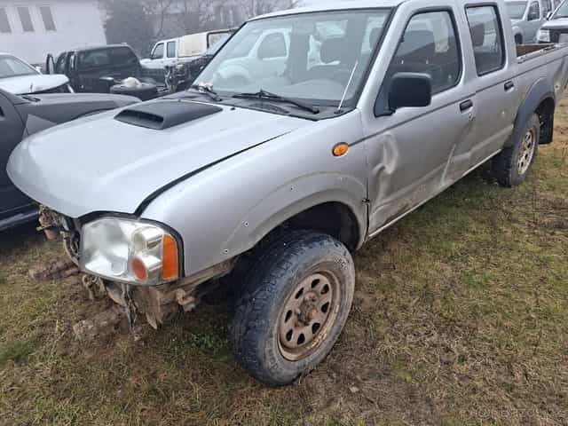 Nissan navara pickup double cab np300 D22 Díly