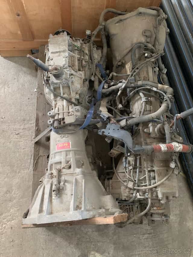 Toyota Land Cruiser 120