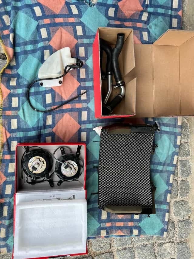 větráky + hadice YZF-R6 2006-