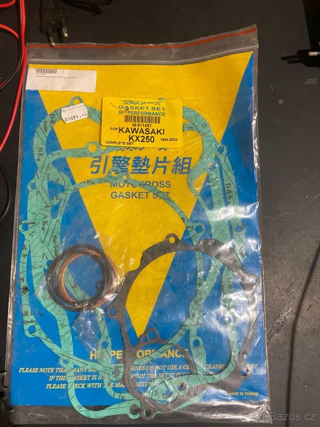 Kawasaki KX 250 sada těsnění motoru