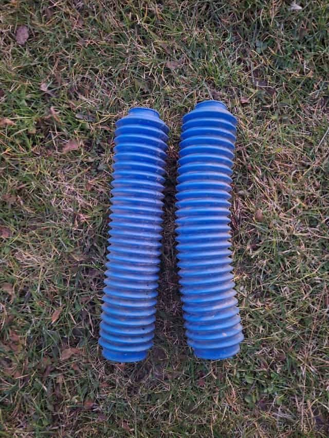 Prachovky kryty tlumičů