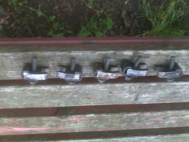 5x držák (uchycení, koníky) vstřiku Sprinter 2.9l