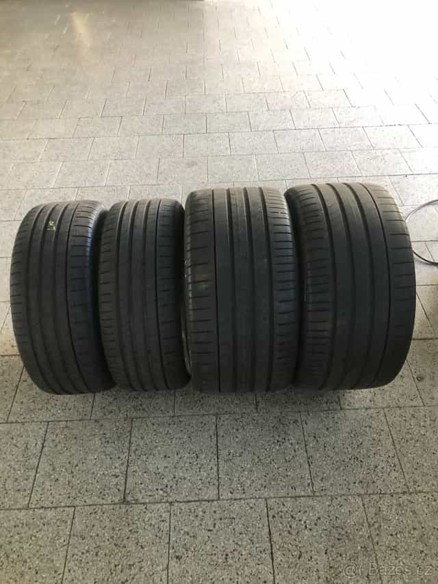 Pneu porsche 245/35/20 a 305/30/21 prodám