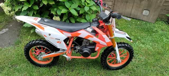 Nová dětská benzinová minikroska 49ccm