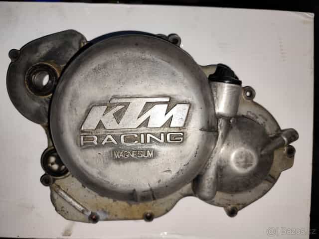 Víko spojky KTM exc 520